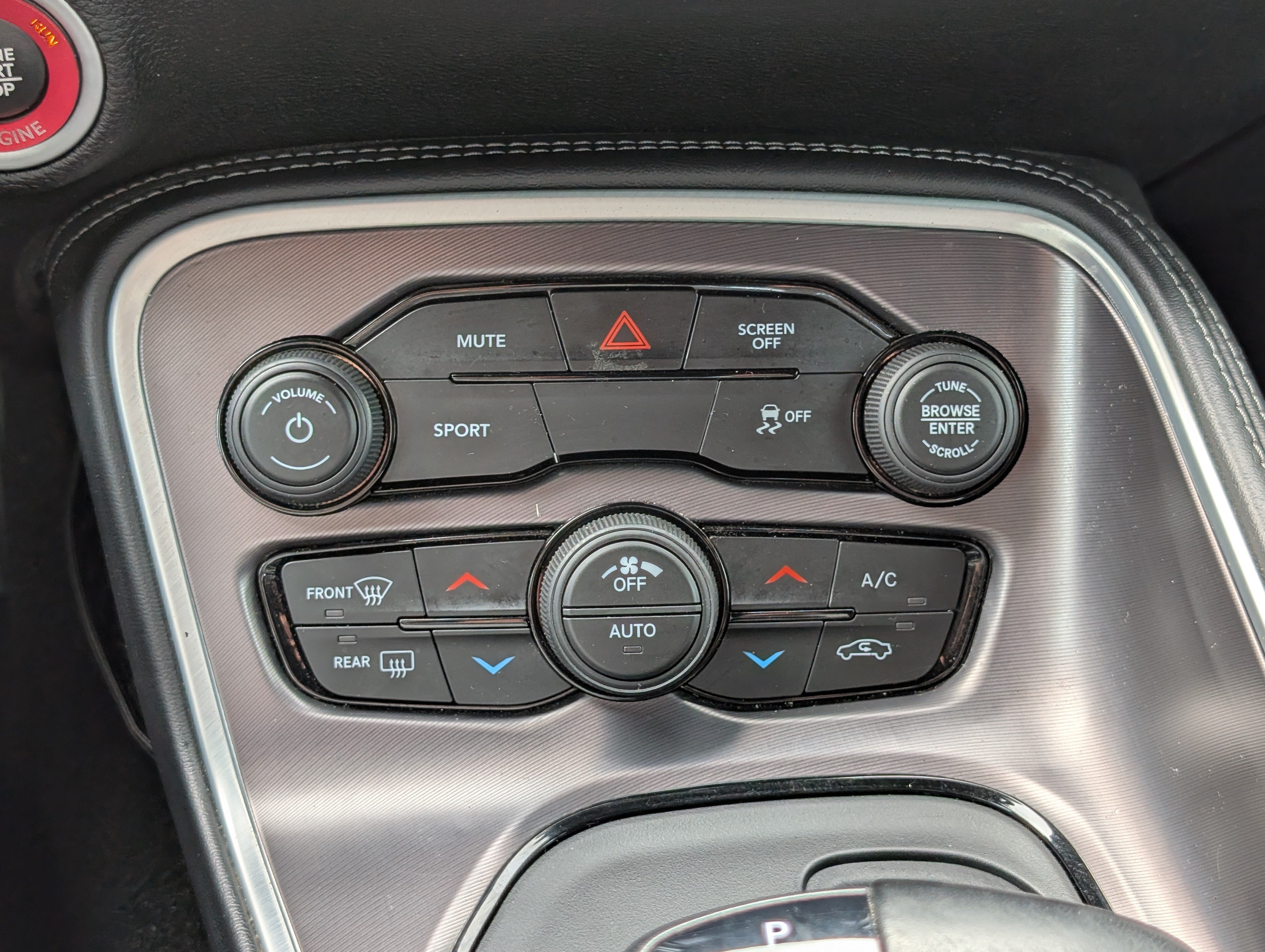 Used 2020 Dodge Challenger SXT w/ Blacktop Package RWD image 23