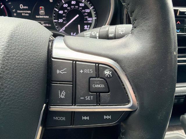 Used 2021 Toyota Highlander Limited FWD image 16