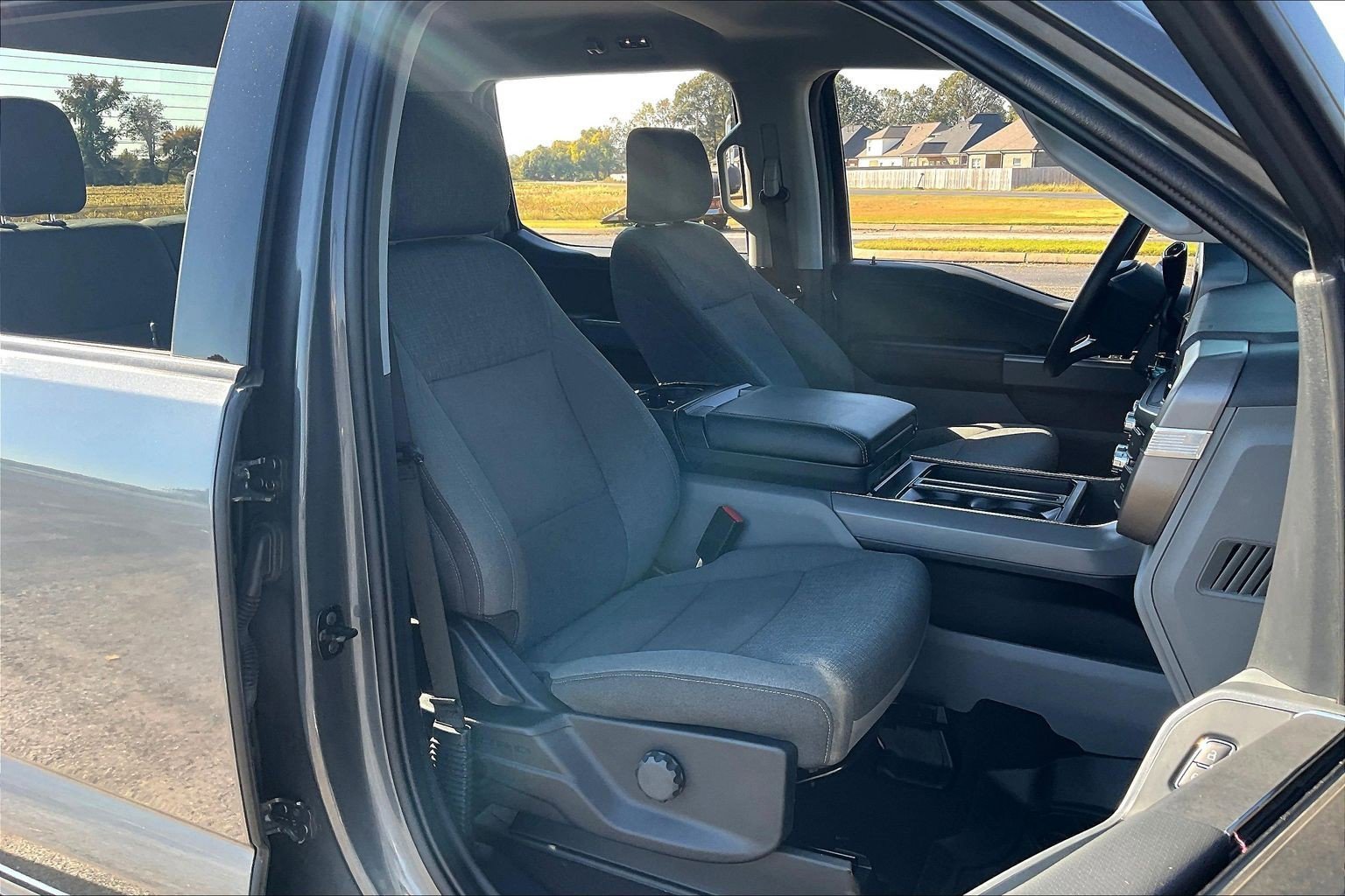 Certified 2024 Ford F150 XLT w/ Mobile Office Package image 8