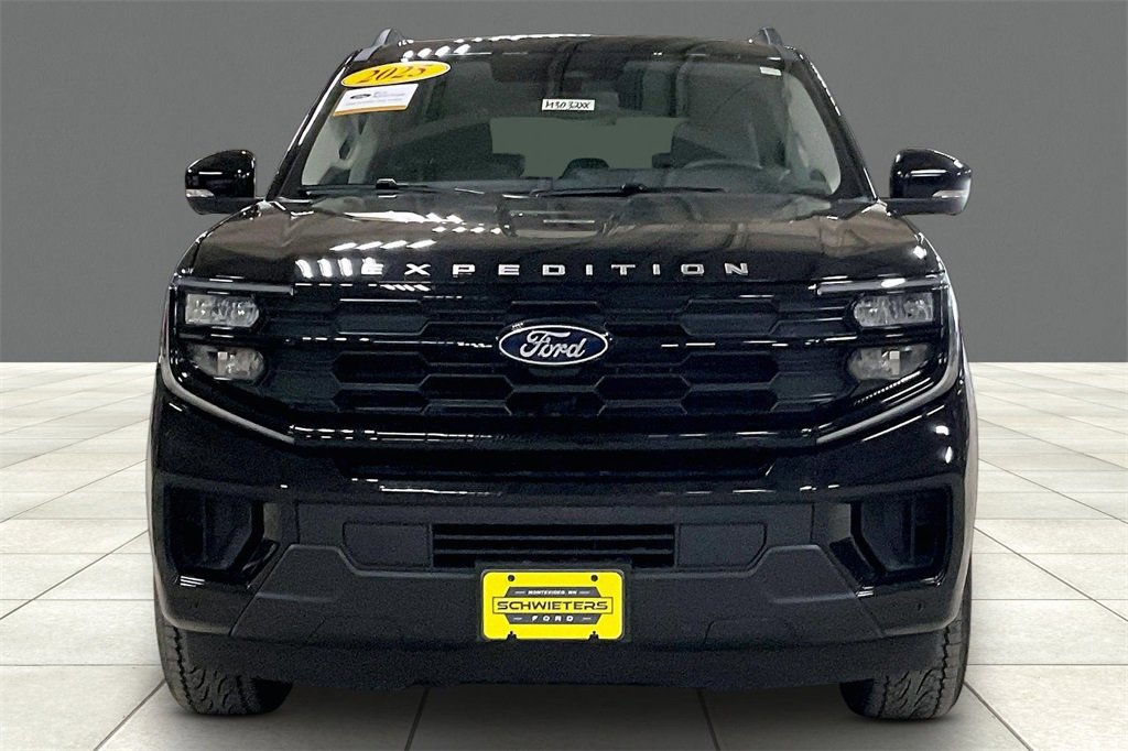 Certified 2025 Ford Expedition Max Active image 3