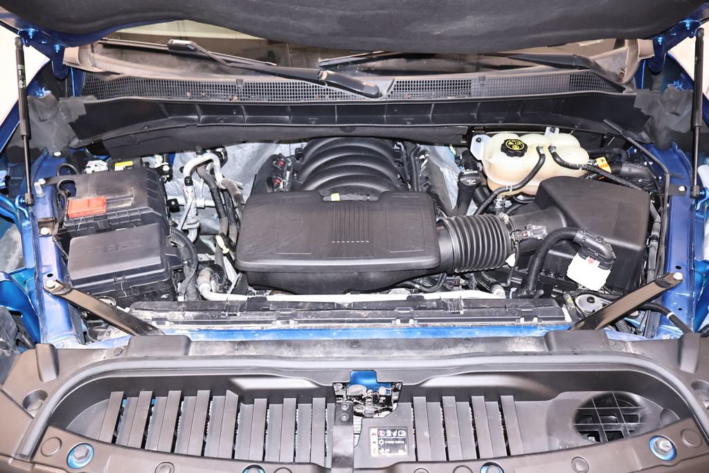 Used 2022 Chevrolet Silverado 1500 LT AWD/4WD image 40