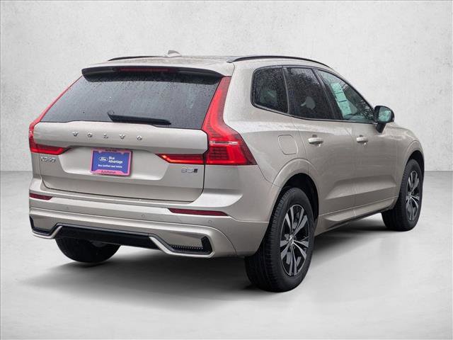 Used 2025 Volvo XC60 B5 Core video 3