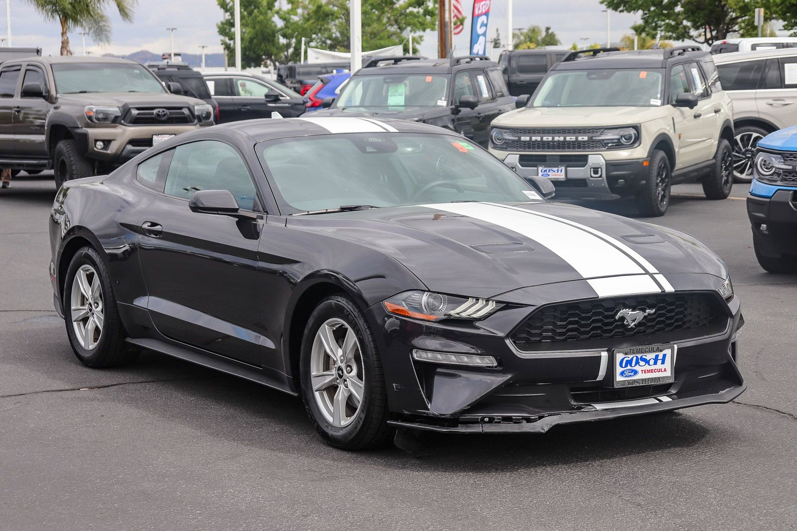 Certified 2023 Ford Mustang Coupe RWD image 3