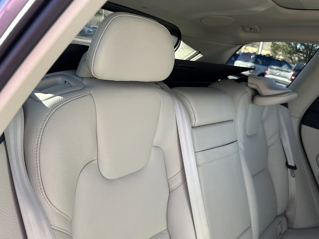 Used 2019 Volvo XC60 T5 Inscription image 23