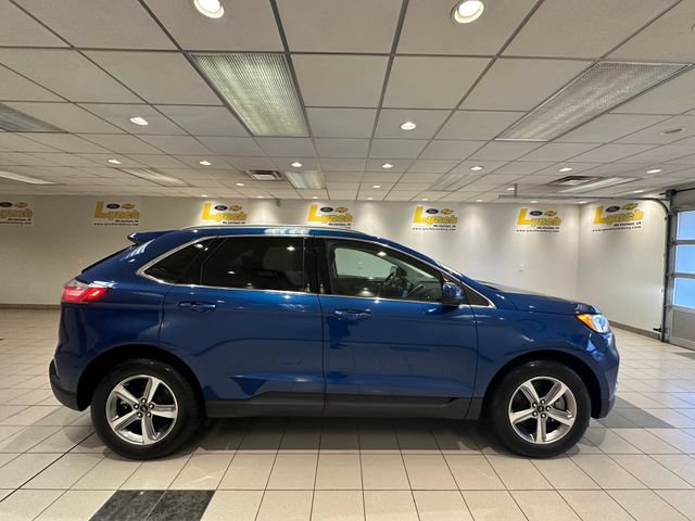 Certified 2024 Ford Edge SEL w/ Convenience Package AWD/4WD image 3