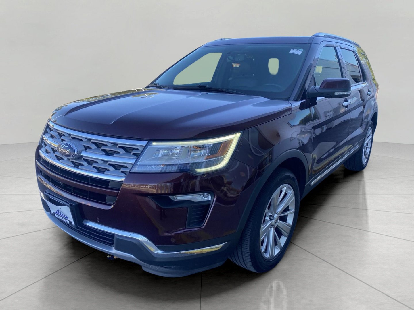 Certified 2019 Ford Explorer Limited AWD/4WD image 4