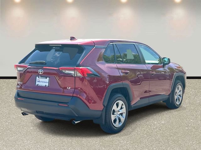 Used 2022 Toyota RAV4 LE FWD image 5