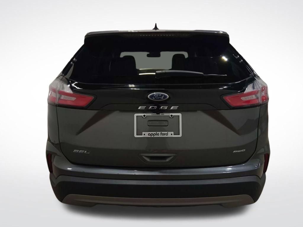 Certified 2023 Ford Edge SEL image 3