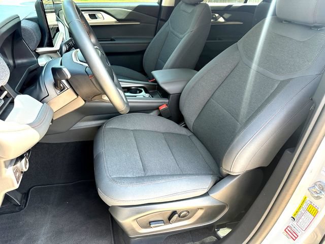 Certified 2025 Ford Explorer Active RWD image 10