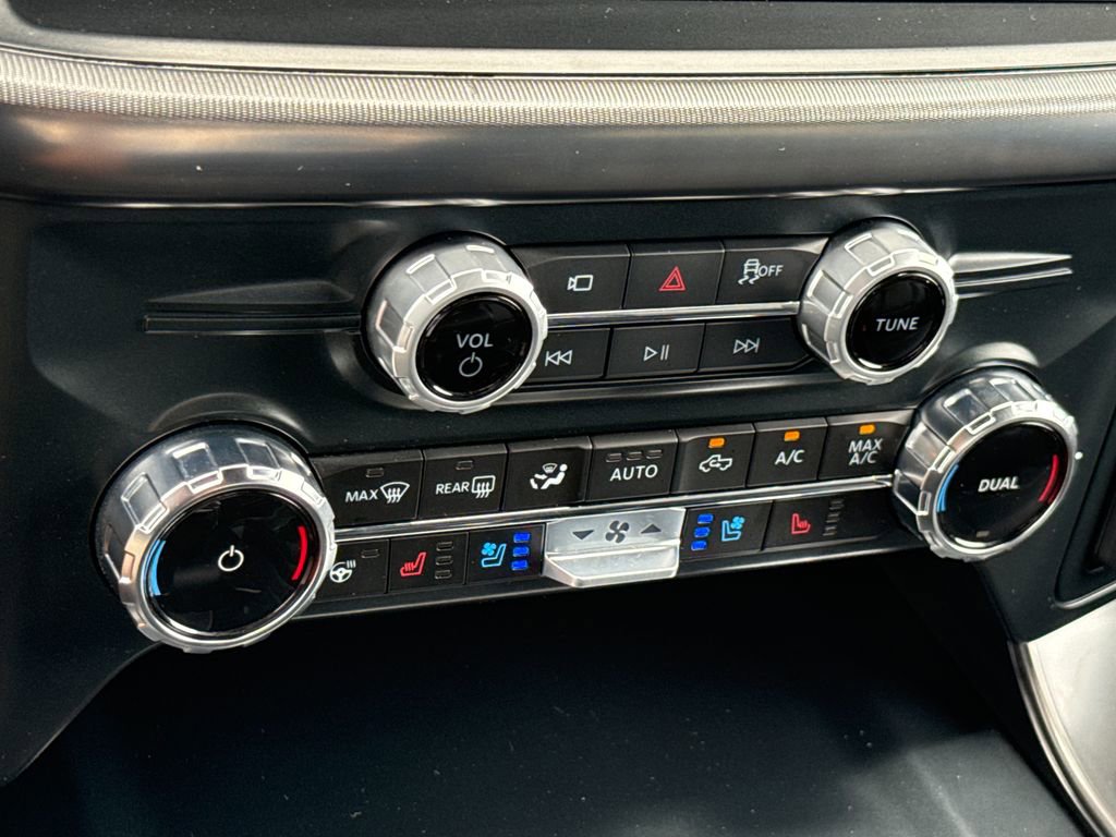 Certified 2025 Ford F150 Lariat AWD/4WD image 23