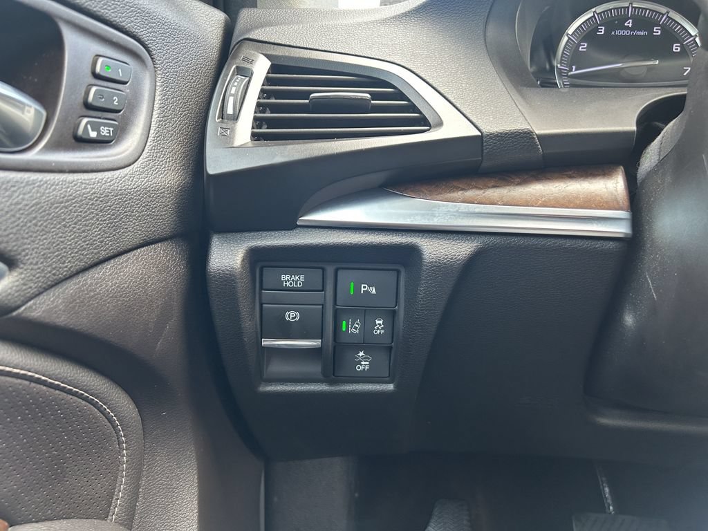 Used 2019 Acura MDX SH-AWD w/ Technology Package image 26
