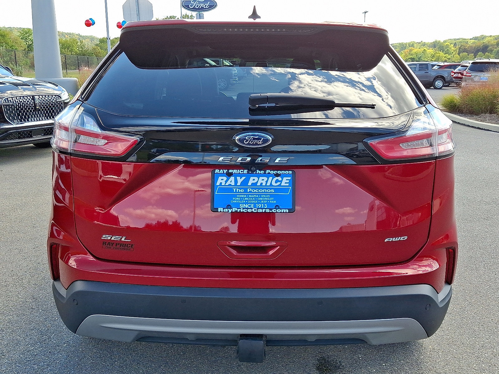 Certified 2022 Ford Edge SEL w/ Convenience Package image 3