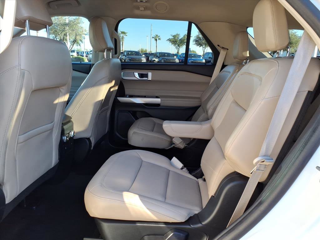 Certified 2022 Ford Explorer XLT w/ Equipment Group 202A image 16
