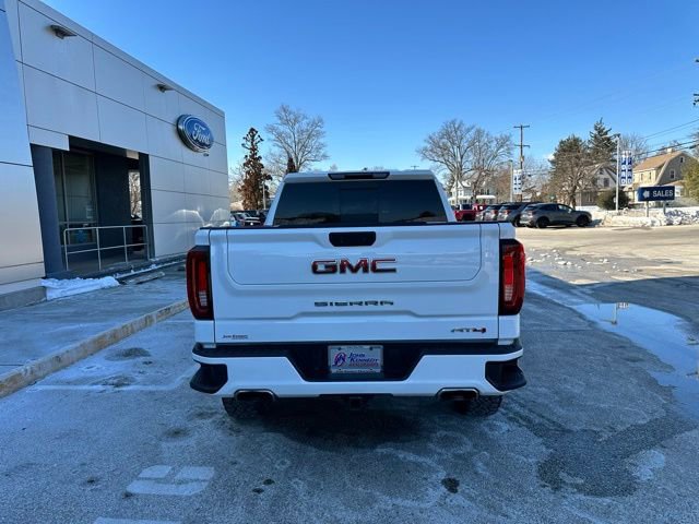 Used 2022 GMC Sierra 1500 AT4 w/ AT4 Preferred Package image 10