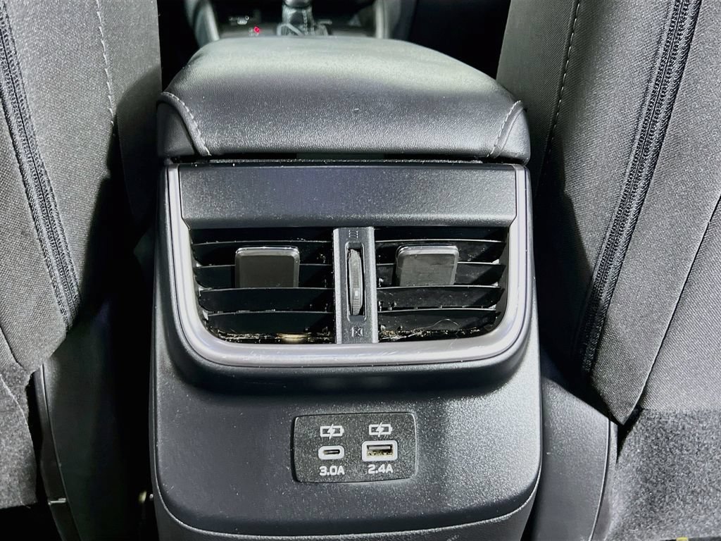 Used 2023 Subaru Outback Premium AWD/4WD image 30