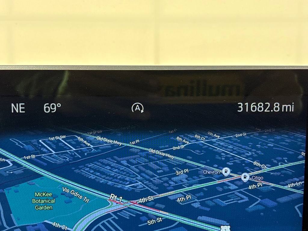 Certified 2025 Ford Expedition Platinum image 23