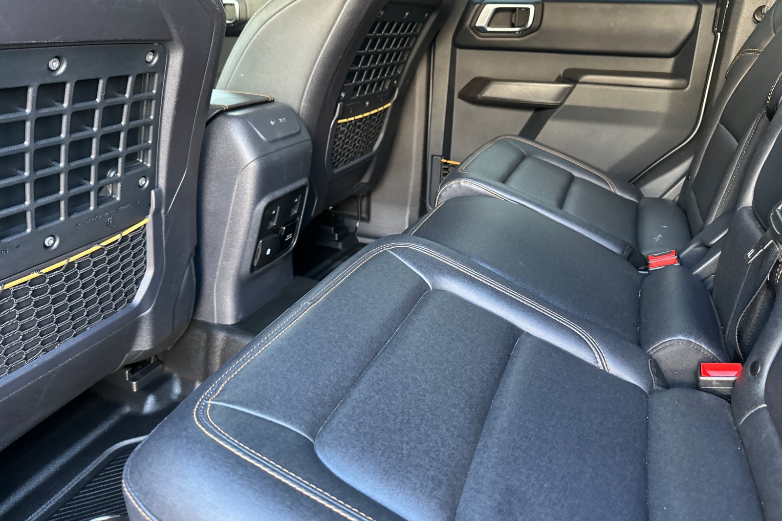 Certified 2024 Ford Bronco Badlands AWD/4WD image 14