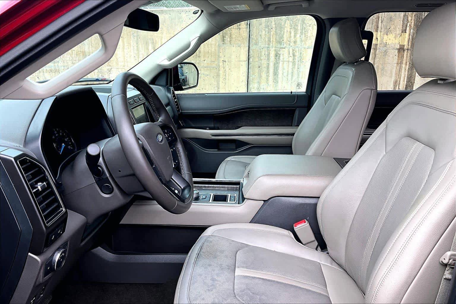 Certified 2018 Ford Expedition Limited w/ Equipment Group 301A RWD image 8
