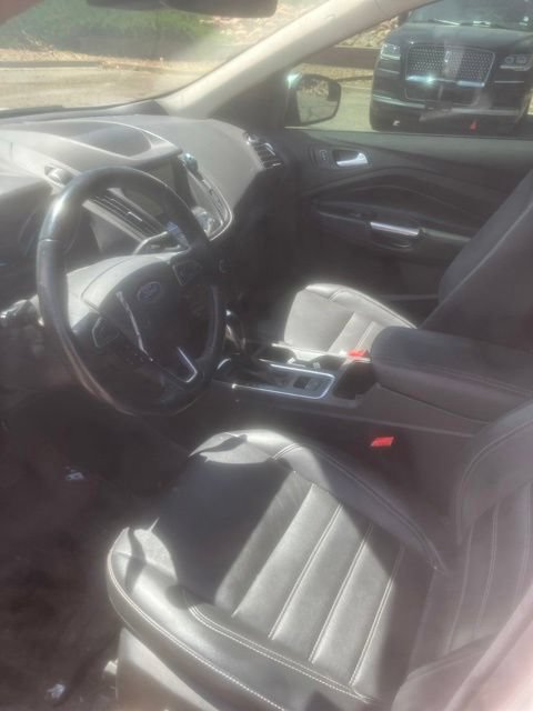 Certified 2019 Ford Escape Titanium AWD/4WD image 9