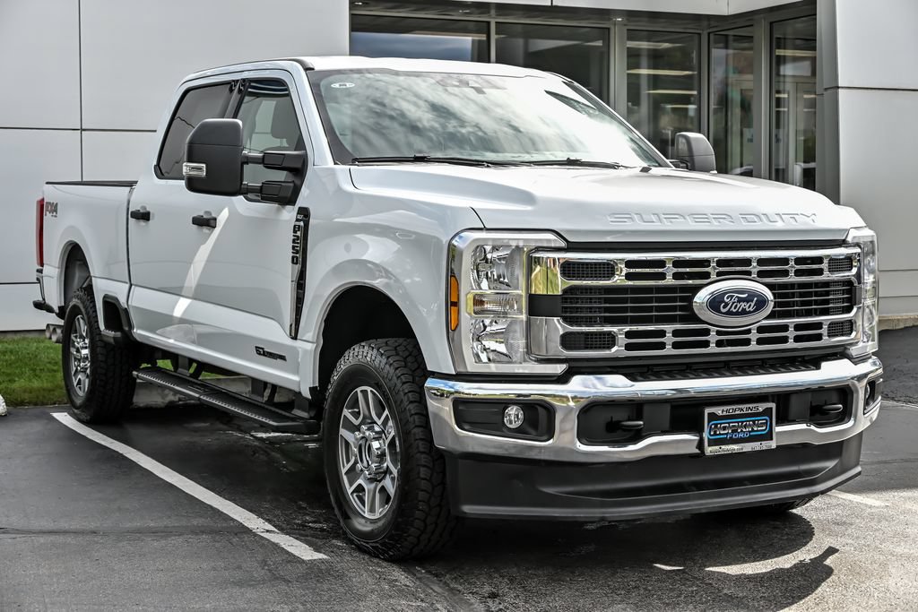 Certified 2025 Ford F250 XLT w/ FX4 Off-Road Package AWD/4WD image 10