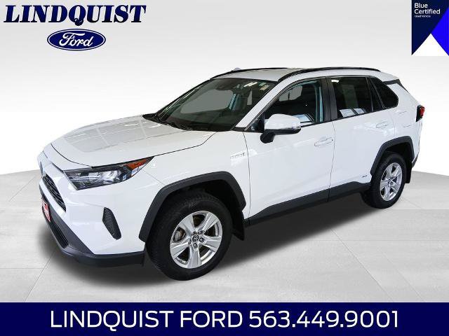 Used 2021 Toyota RAV4 LE AWD/4WD image 1