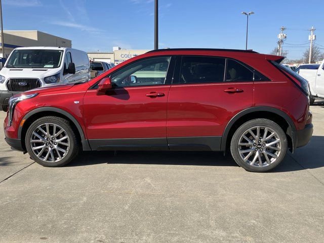 Used 2019 Cadillac XT4 Sport image 2