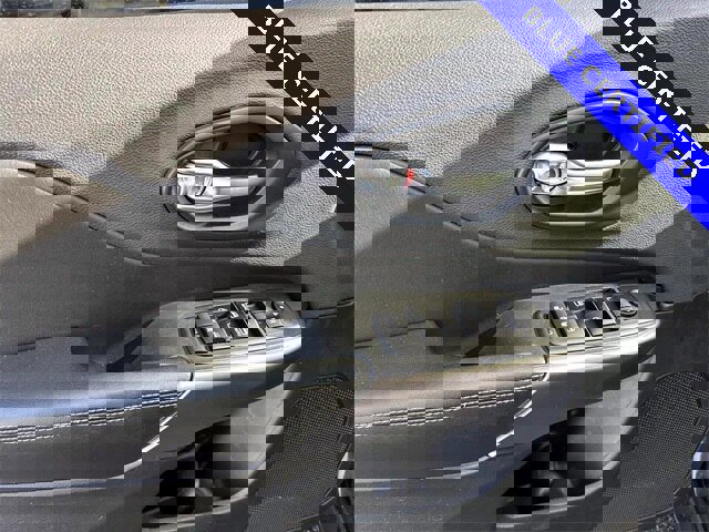 Used 2019 Jeep Cherokee Latitude Plus w/ Comfort/Convenience Group image 10