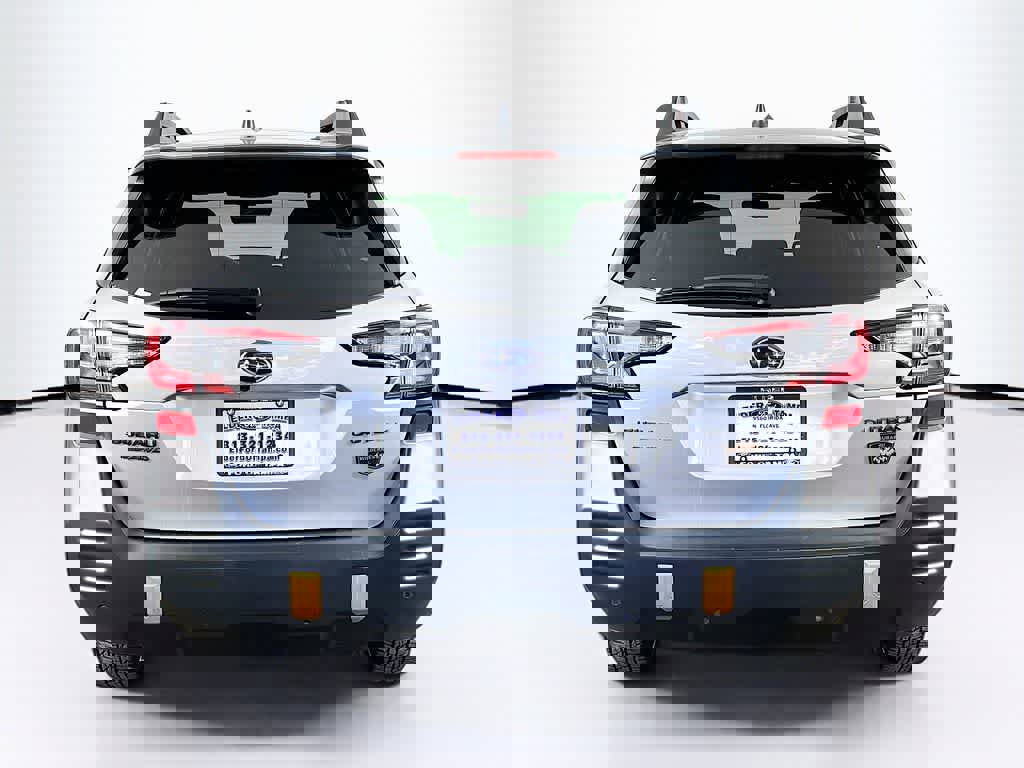 Used 2025 Subaru Outback Wilderness image 5