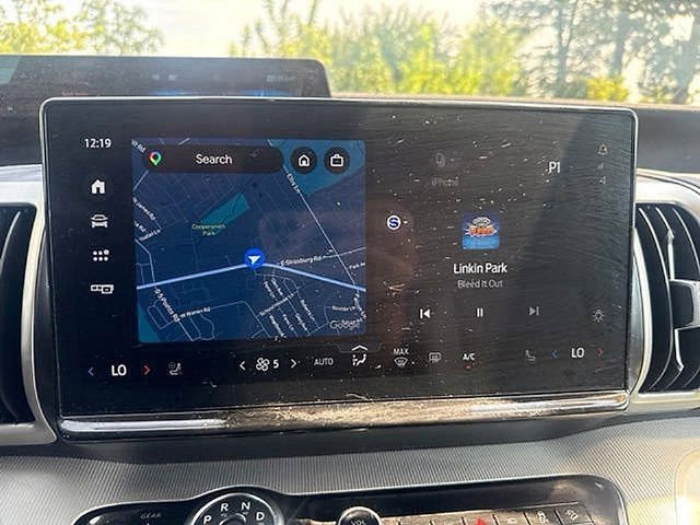 Certified 2025 Ford Expedition Active AWD/4WD image 28