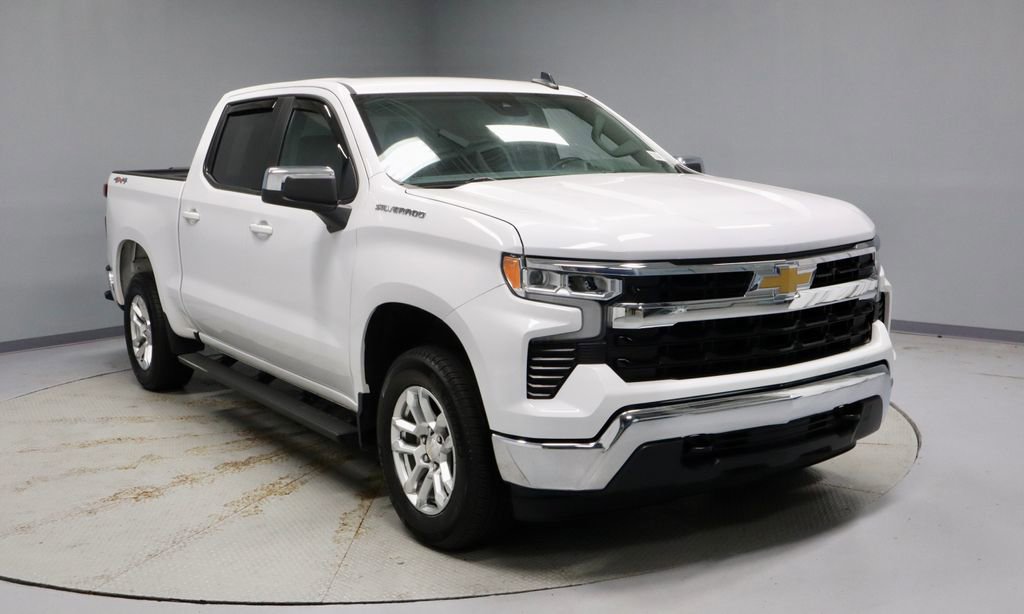 Used 2023 Chevrolet Silverado 1500 LT AWD/4WD image 1