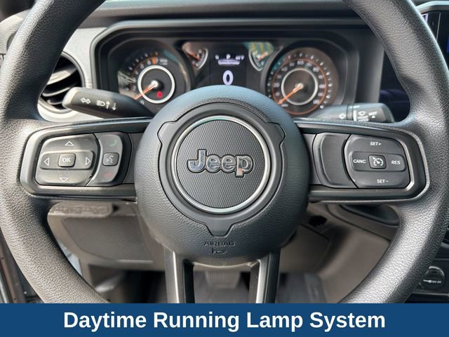 Used 2024 Jeep Gladiator Sport AWD/4WD image 13