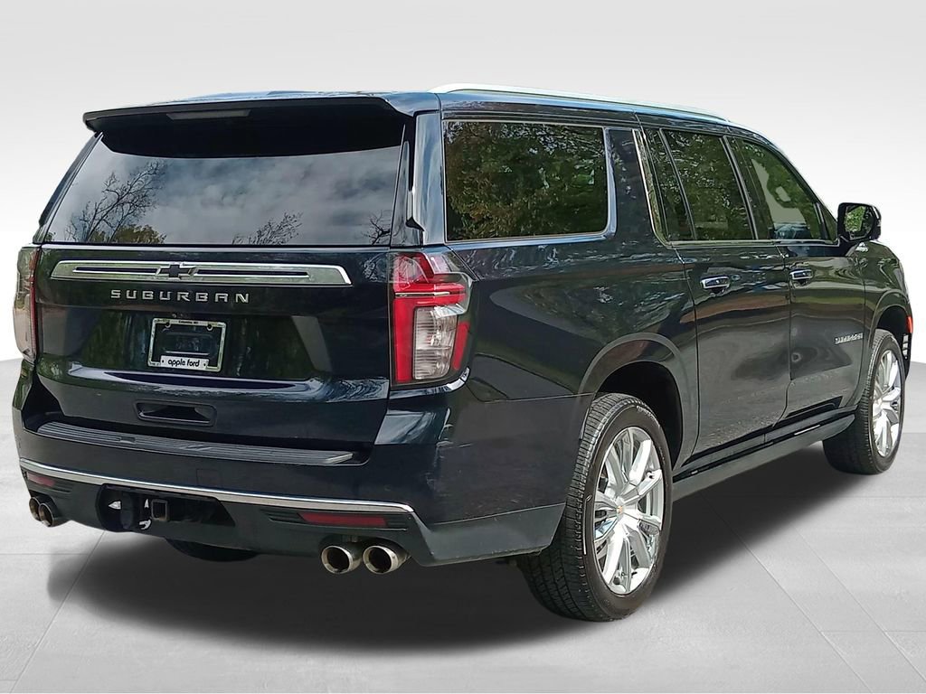 Used 2021 Chevrolet Suburban High Country image 3