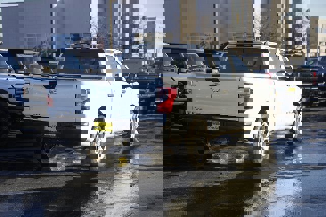 Used 2021 Nissan Titan S w/ S Utility Package image 4