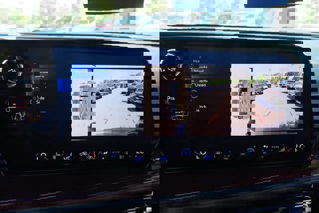 Used 2024 Chevrolet Traverse Z71 w/ Enhanced Driving Package image 34