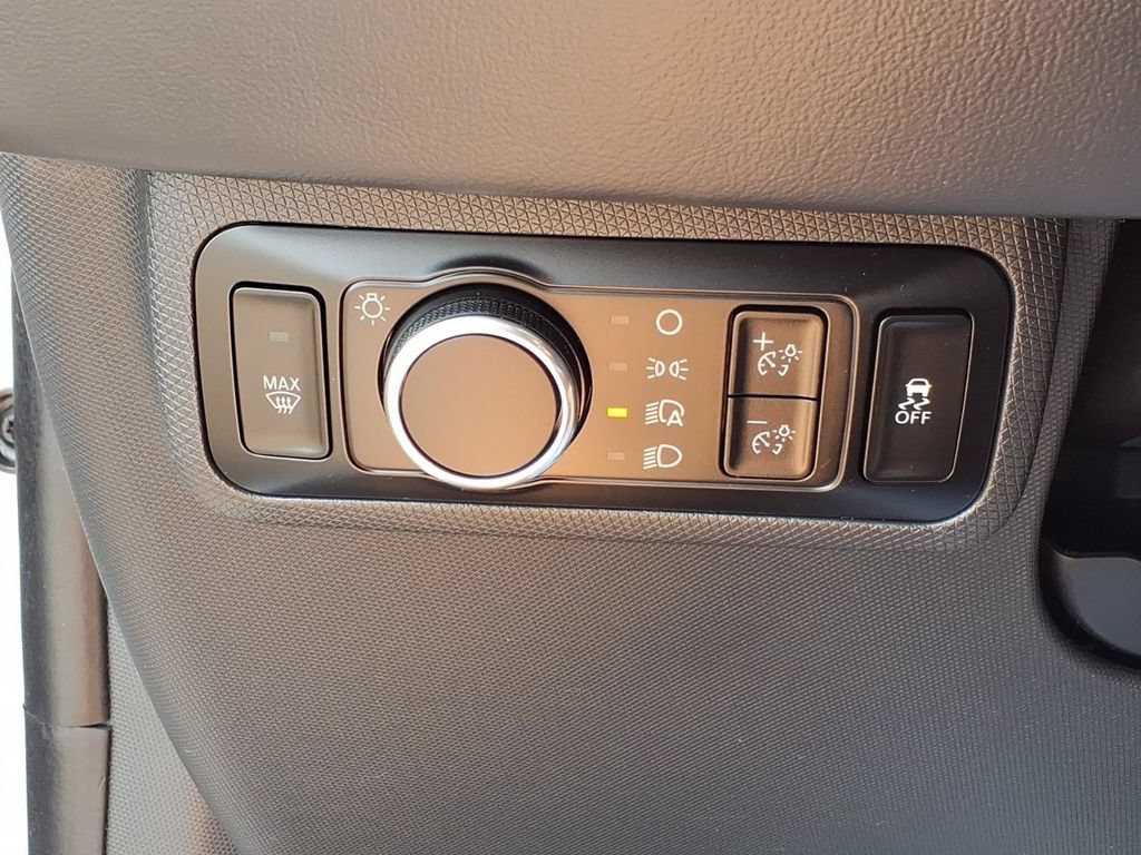 Certified 2023 Ford Mustang Mach-E Select AWD/4WD image 14