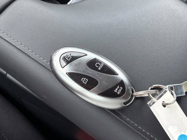 Used 2025 Hyundai Sonata SEL FWD image 27
