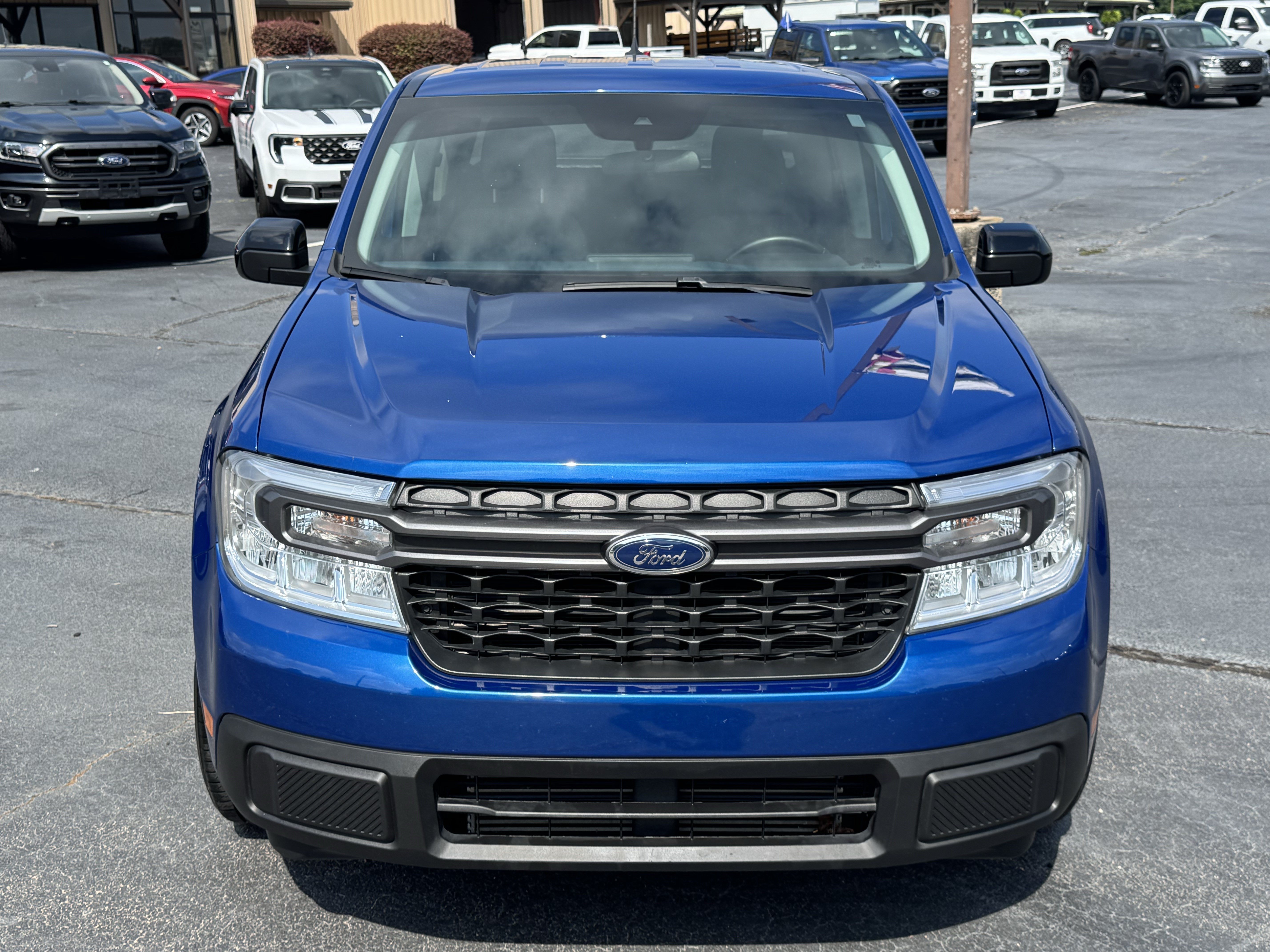 Certified 2024 Ford Maverick XLT w/ XLT Luxury Package FWD image 3