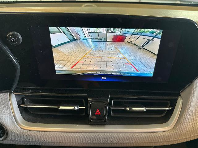 Used 2024 Chevrolet TrailBlazer LT FWD image 21