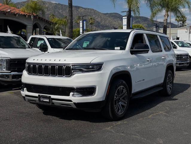 Used 2024 Jeep Wagoneer Series II w/ Flexible Seating Group RWD image 4