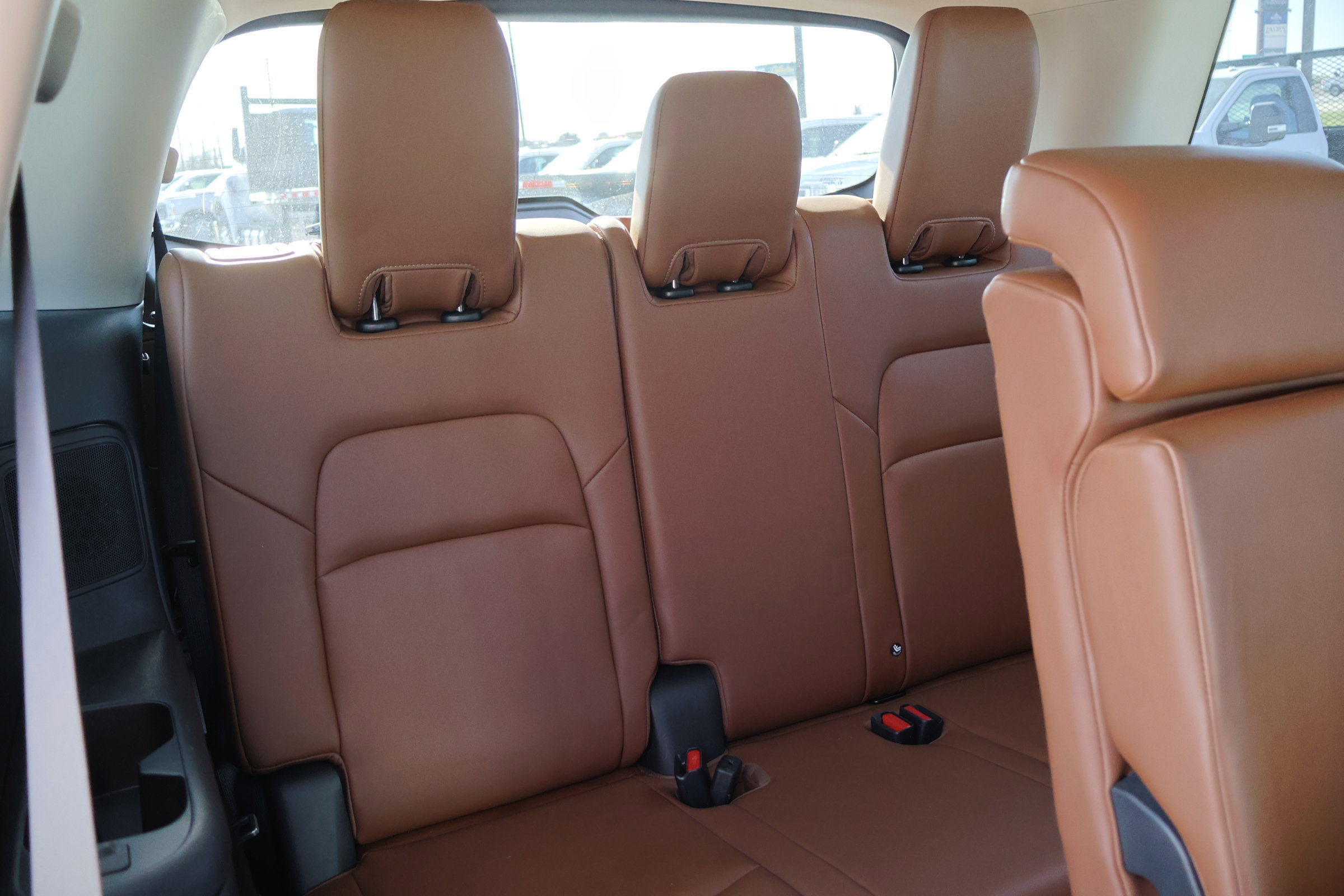 Used 2022 Nissan Pathfinder Platinum w/ Cargo Package image 45