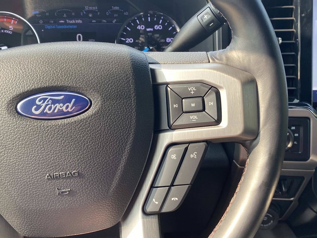 Certified 2022 Ford F350 Platinum w/ FX4 Off-Road Package AWD/4WD image 34