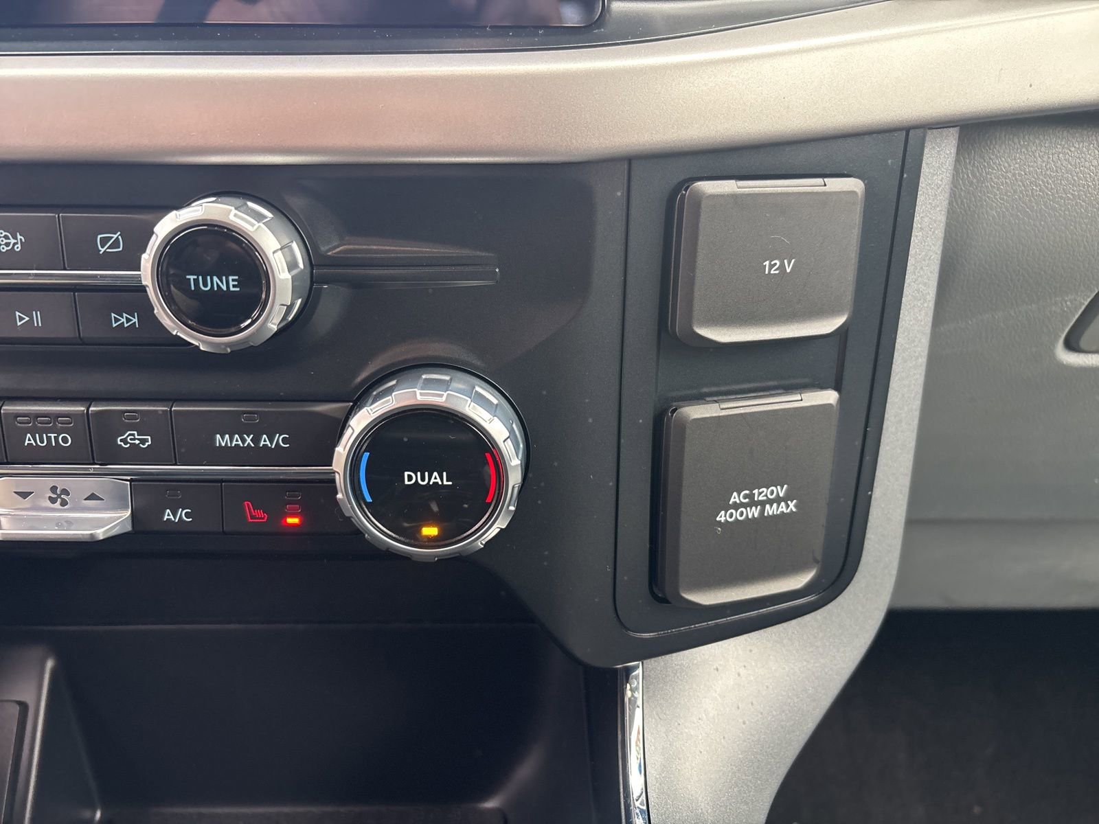 Certified 2022 Ford F150 XLT w/ Equipment Group 302A High image 27