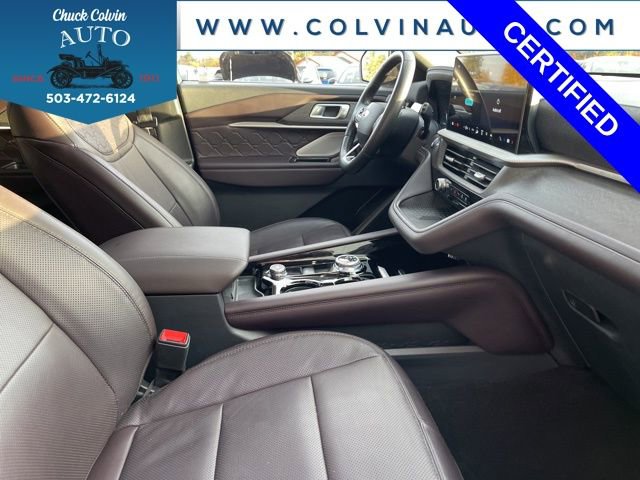 Certified 2025 Ford Explorer Platinum w/ LUX Leather Package image 15