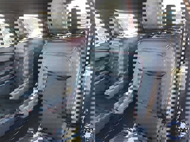 Certified 2022 Ford Explorer ST-Line w/ Class IV Trailer Tow Package image 24