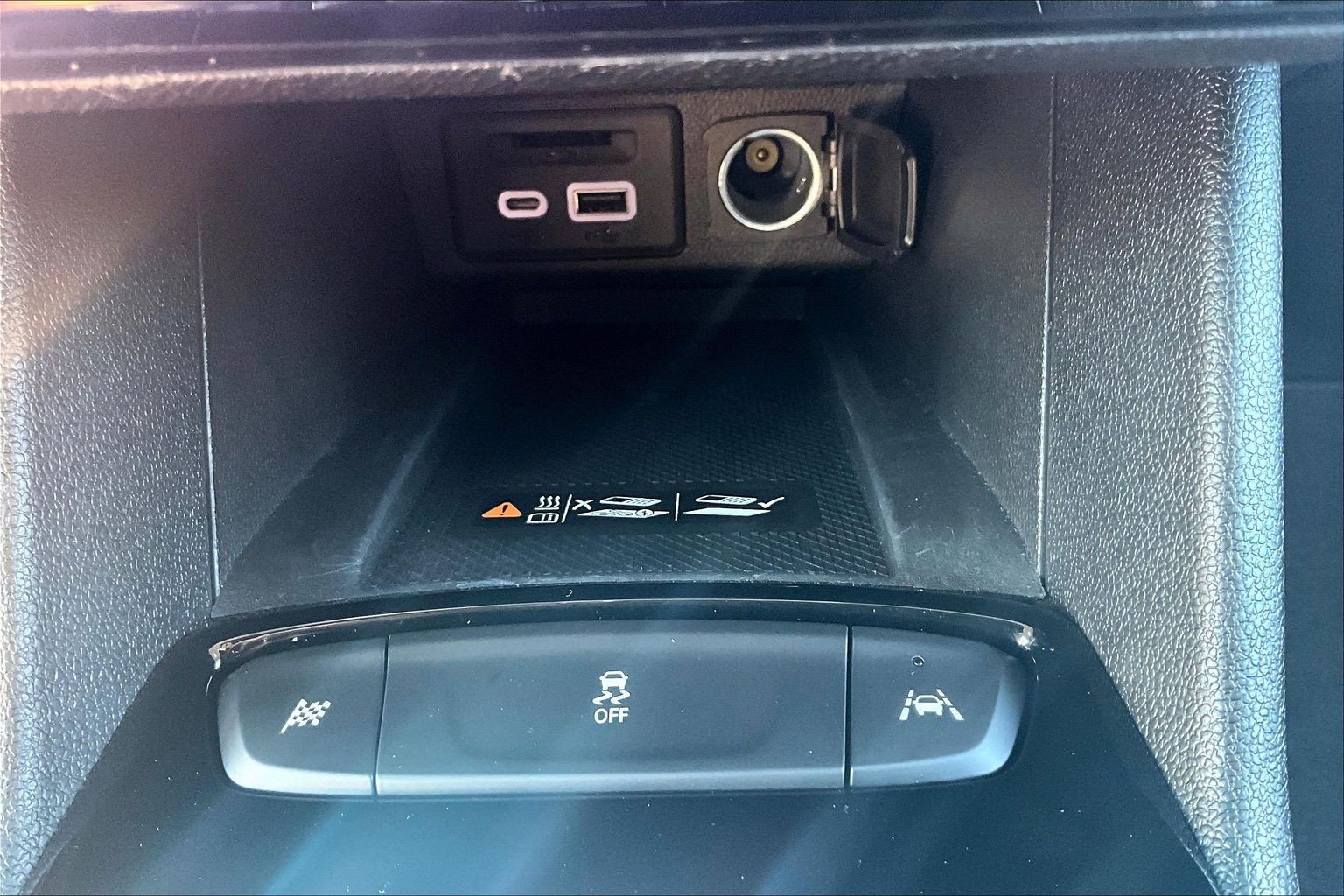 Used 2023 Chevrolet Bolt LT w/ Infotainment Package FWD image 16