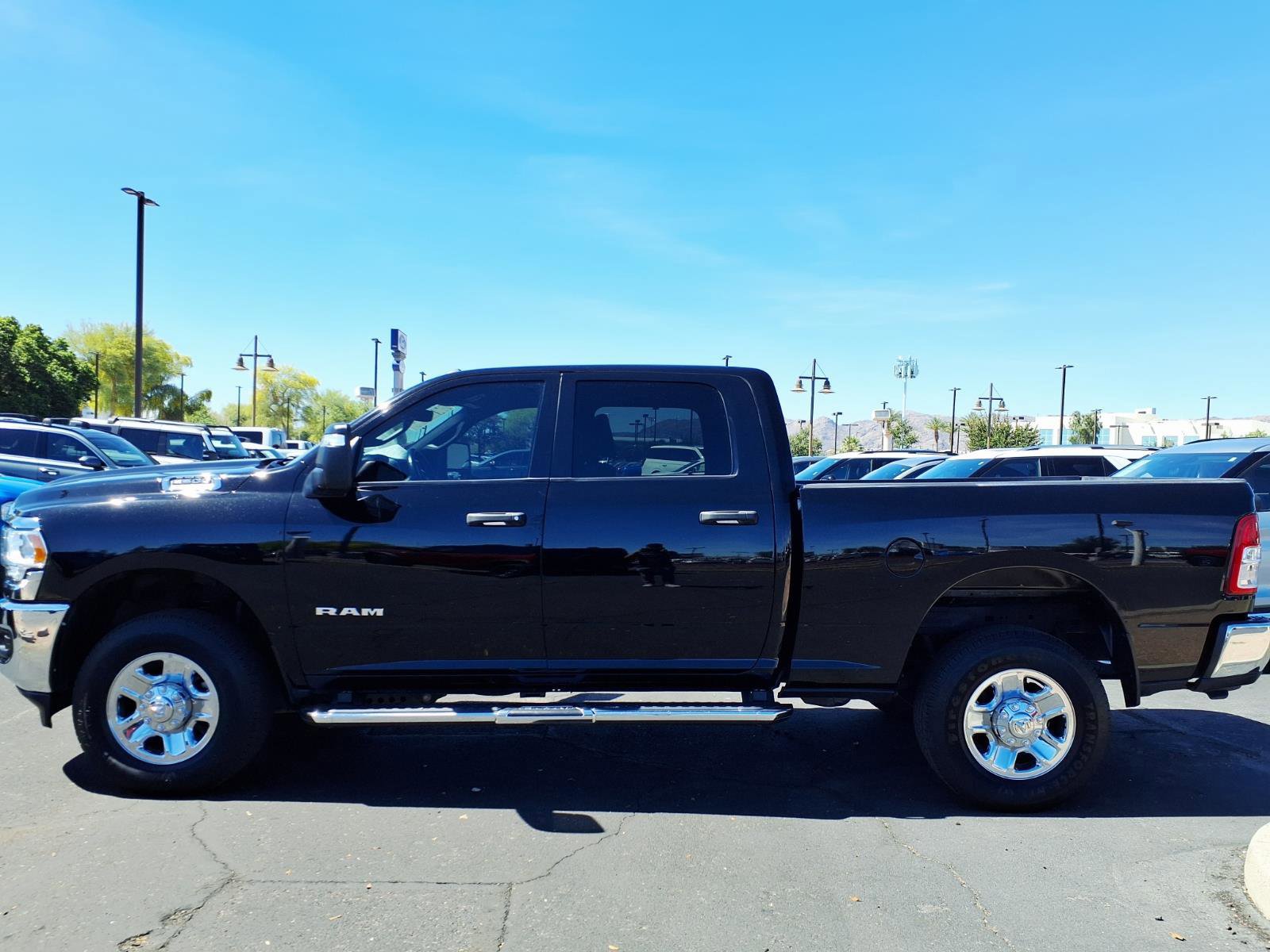 Used 2024 RAM 2500 Big Horn w/ Bed Utility Group image 6