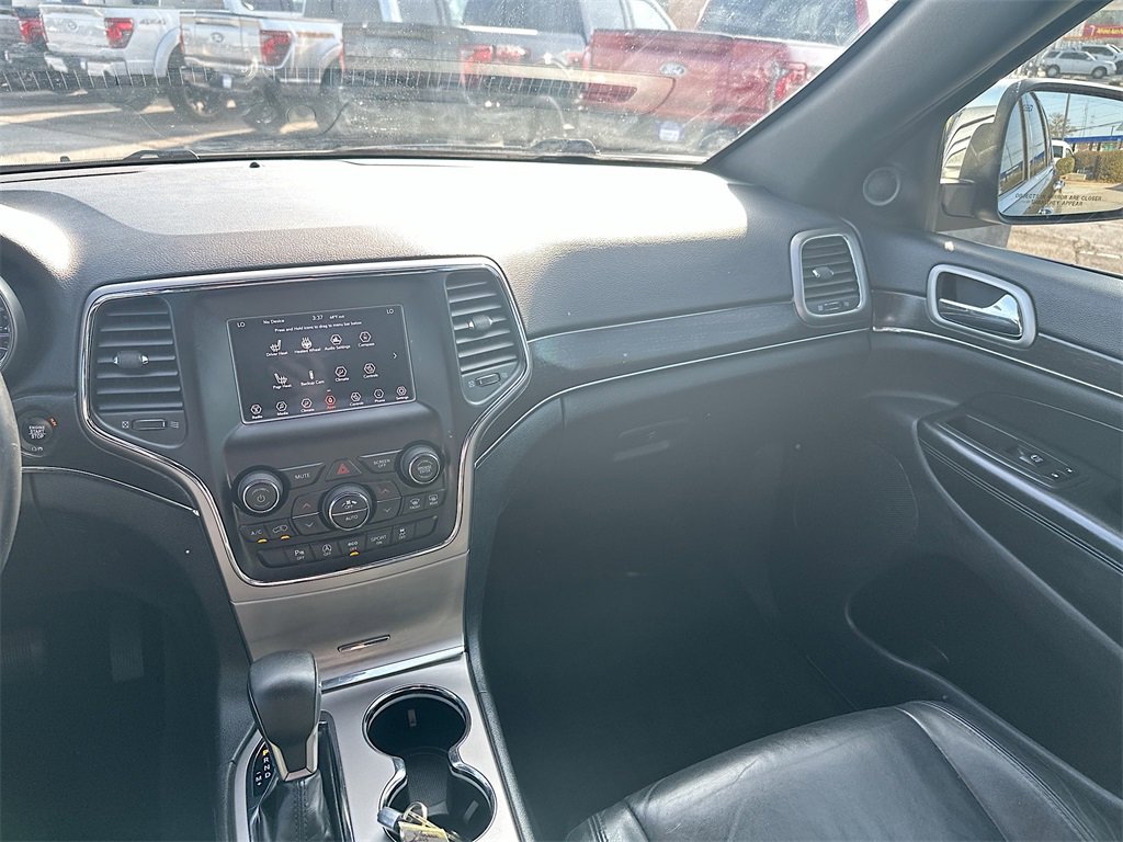 Used 2018 Jeep Grand Cherokee Limited image 20