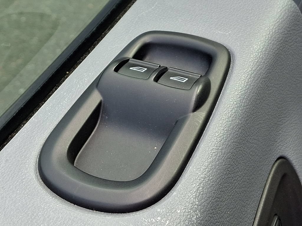 Certified 2019 Ford Transit 250 130 Low Roof w/ Exterior Upgrade Package RWD image 26