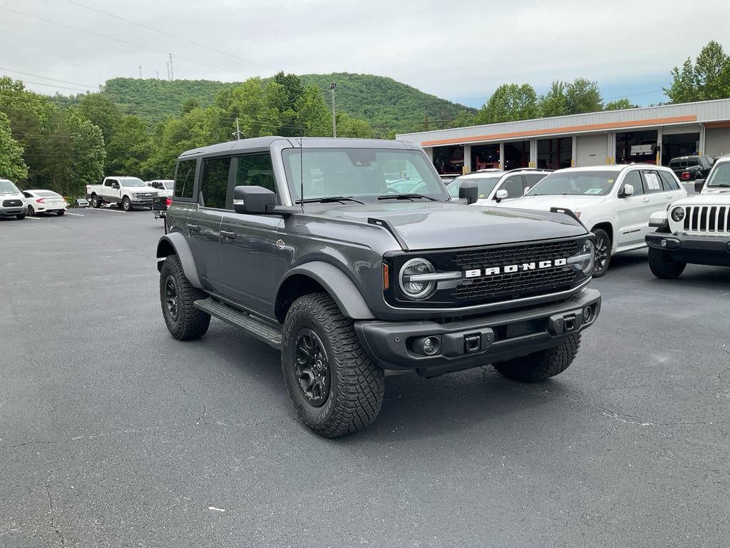 Certified 2023 Ford Bronco Wildtrak AWD/4WD image 3