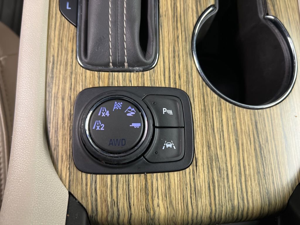 Used 2019 GMC Acadia Denali w/ Technology Package image 18